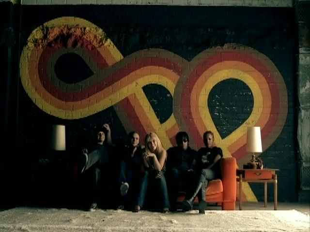 Dailyduff_dot_nl--SoYesterday00170.jpg Dailyduff_dot_nl--SoYesterday00170.jpg