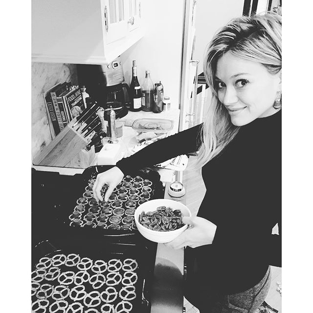 17 december: @cynthiavanis ✂️✂️✂️
