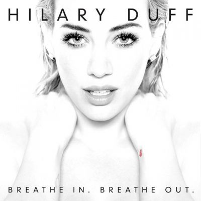 15 mei: “Breathe In. Breathe Out” comes out on June 16th!!! Do you like the cover? #breatheinbreatheout ❤️
