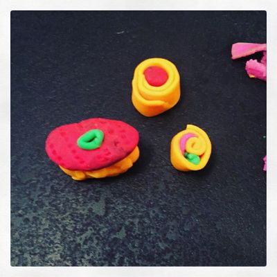 06 oktober: #sushi anyone??? #play-doh #isthabesssst
