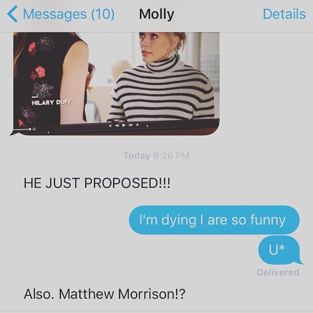 13 maart: One of my best friends is finally binging @youngertv she's a little late to the party ... Guess we will forgive her ...
