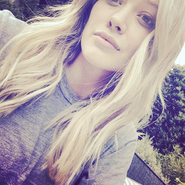 25 maart: My hair my hair... Magically grew over night😂 #nomakeupalldayfeltsoright #thankgodforfilters
 25 maart: My hair my hair... Magically grew over night😂 #nomakeupalldayfeltsoright #thankgodforfilters