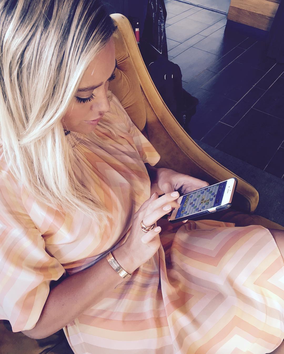 24 augustus: Kind of obsessed with @WordsWithFriends right now! Can't wait for their new game
#WordsWithFriendsEDU so I can play it with Luca as soon as he's old enough to play together! #lovethisgame #wordnerd #sponsored http://bit.ly/2bwyMNB

