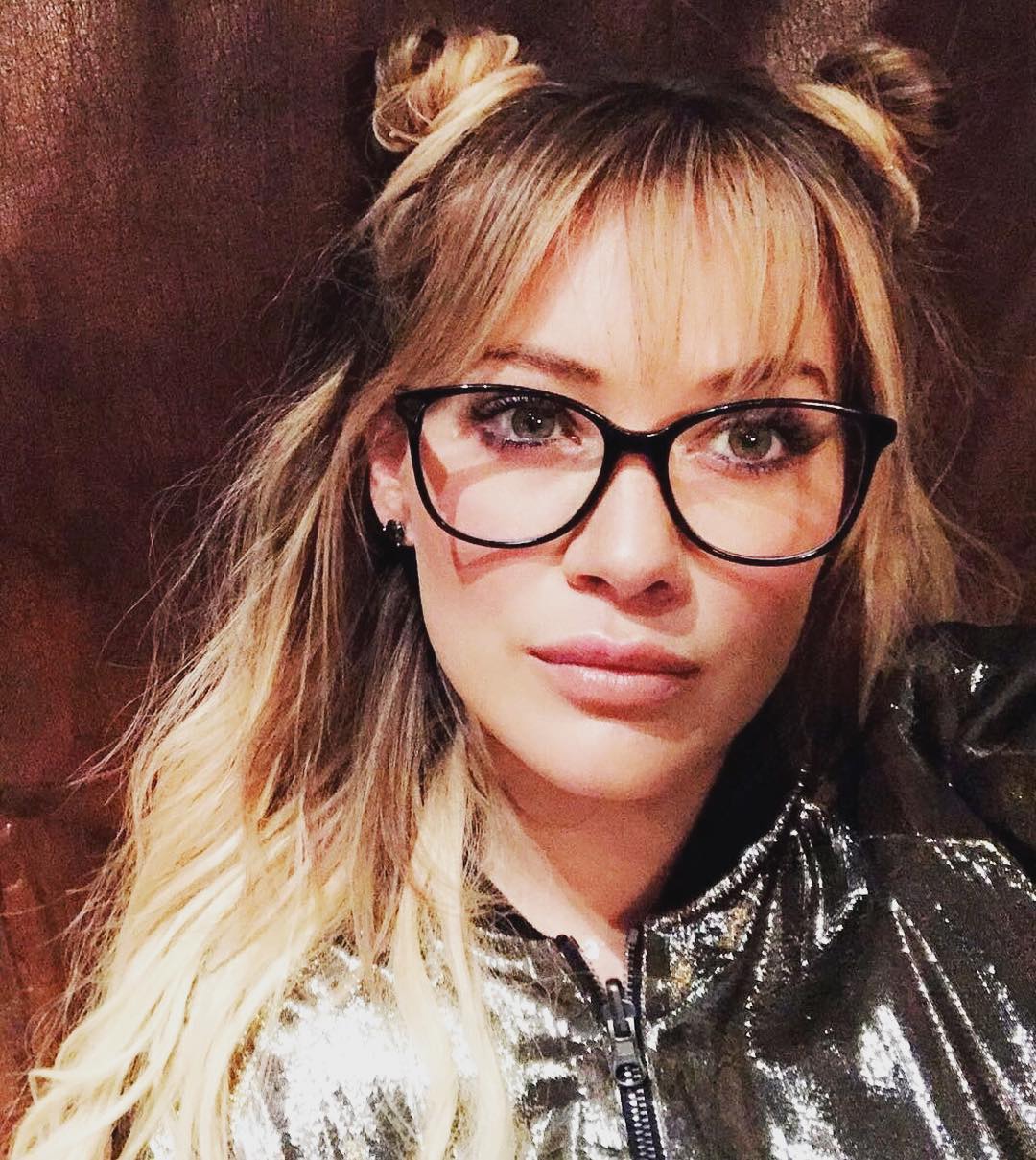 26 december: Is it just me or do I look waaaaaay smarter with these @GlassesUSA Barbara frames on?! Love them for the new year! 🤓 get yours! Link in my bio! #glassesUSA
