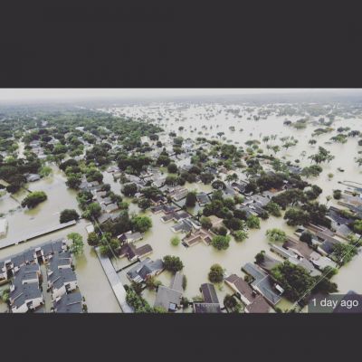 01 september: This is true tragedy. I'm in shock and heartbroken watching the news and seeing the place I was raised underwater. I can't imagine living in these conditions...losing the comforts of home, your belongings, or worst, family, in the blink of an eye. This could be you 💔 #Texas needs our help after Hurricane #Harvey. I donated today, please join me in donating as well @americanredcross @HoustonFoodBank. Every bit helps #HoustonStrong
