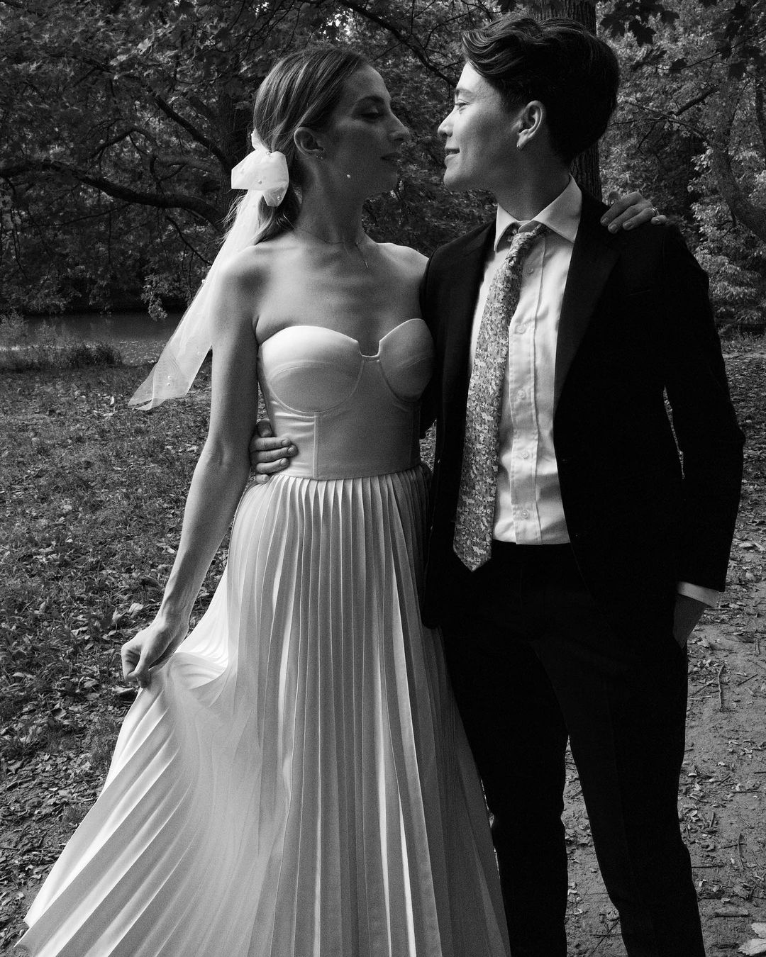 02 oktober: When true earth angels say “I do” ♥️ @bollymernard & @liebhan what a day to remember…..🥂🍾
