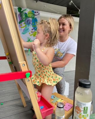 17 juni: I love giving my kids @drinkcreativeroots knowing that they’re getting the hydration they need to be their own creative self’s all summer long! ☀️ 🍉 🍋 🎨 #ad
