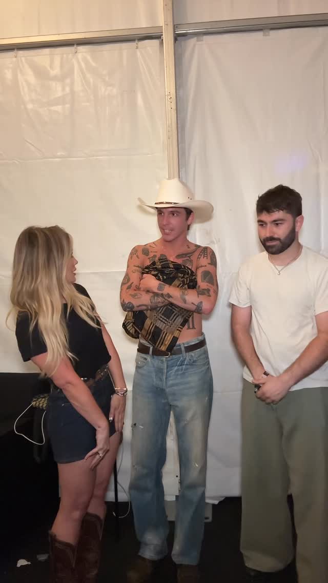 backstage001.jpg