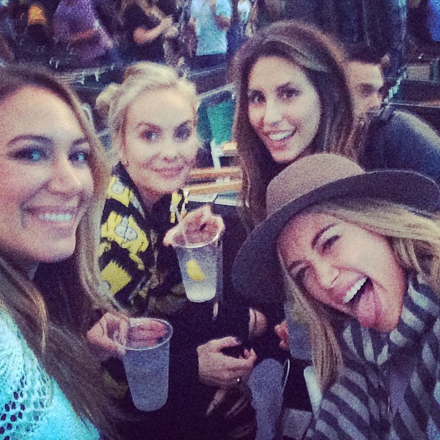 01 juni: EPIC night at the #hollywoodbowl #brunomars @hilaryduff @donatiennela @loveafineline
