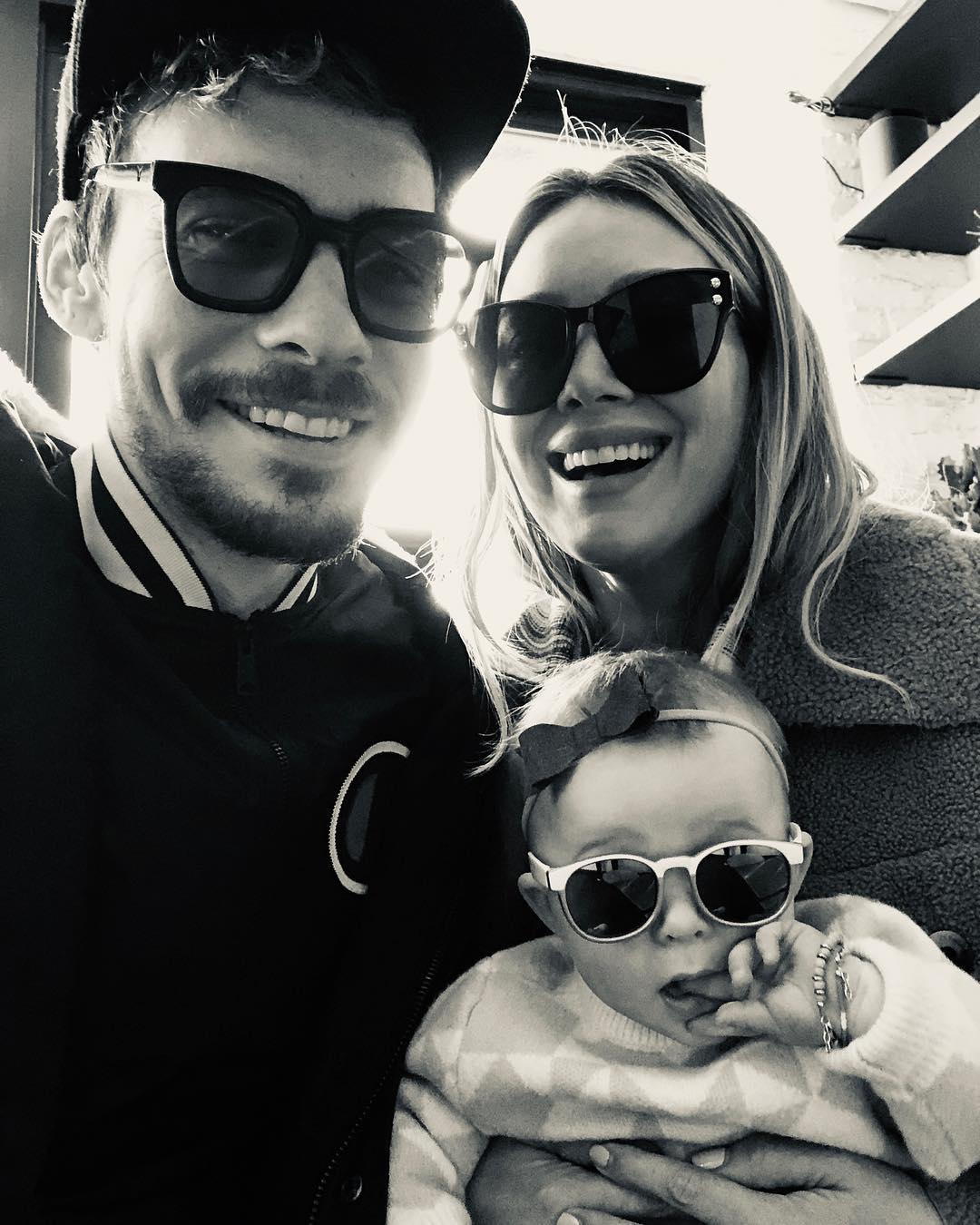 26 april: Our family before we started watching Game of Thrones. Miss you guys.
