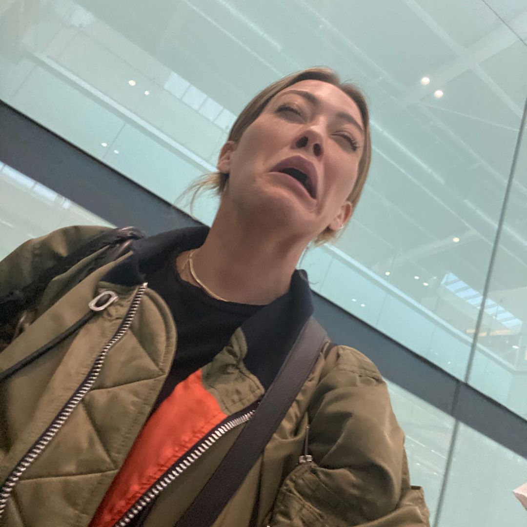 28 maart 2020: One of the best parts of quarantine is finding all the beautiful photos of your wife in your camera roll.
