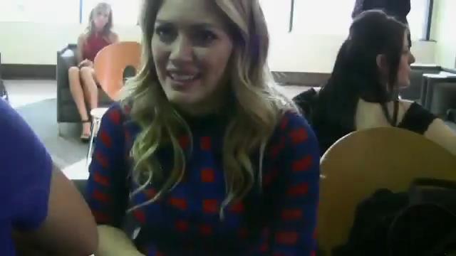 DailyDuff-dot-org_BeautyAndTheBriefcase_BTS00034.jpg DailyDuff-dot-org_BeautyAndTheBriefcase_BTS00034.jpg