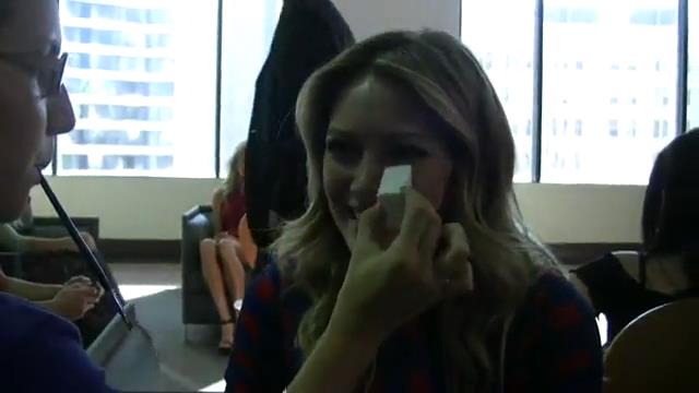 DailyDuff-dot-org_BeautyAndTheBriefcase_BTS00038.jpg DailyDuff-dot-org_BeautyAndTheBriefcase_BTS00038.jpg