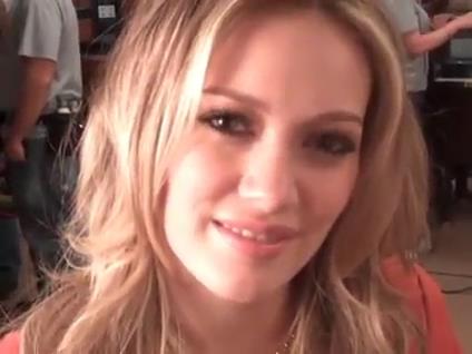 DailyDuff-dot-org_BeautyAndTheBriefcase_BTS00012.jpg DailyDuff-dot-org_BeautyAndTheBriefcase_BTS00012.jpg