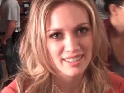 DailyDuff-dot-org_BeautyAndTheBriefcase_BTS00019.jpg DailyDuff-dot-org_BeautyAndTheBriefcase_BTS00019.jpg