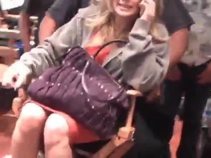 DailyDuff-dot-org_BeautyAndTheBriefcase_BTS00034.jpg DailyDuff-dot-org_BeautyAndTheBriefcase_BTS00034.jpg