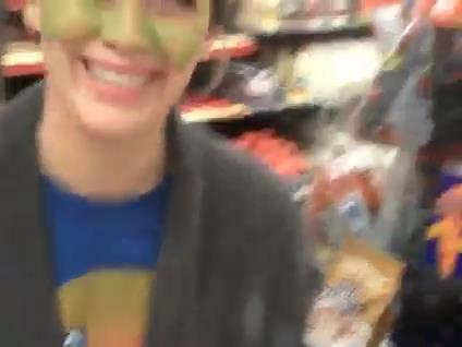 DailyDuff-dot-org_BeautyAndTheBriefcase_BTS00048.jpg DailyDuff-dot-org_BeautyAndTheBriefcase_BTS00048.jpg