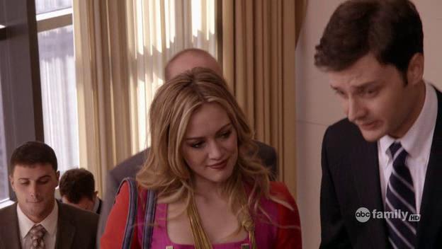 DailyDuff-dot-Org_BeautyAndtheBriefcase_Captures01000.jpg DailyDuff-dot-Org_BeautyAndtheBriefcase_Captures01000.jpg