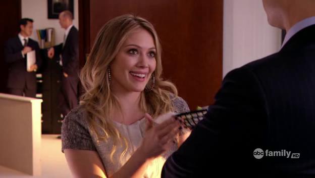 DailyDuff-dot-Org_BeautyAndtheBriefcase_Captures02607.jpg DailyDuff-dot-Org_BeautyAndtheBriefcase_Captures02607.jpg