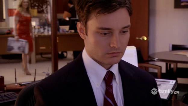 DailyDuff-dot-Org_BeautyAndtheBriefcase_Captures03018.jpg DailyDuff-dot-Org_BeautyAndtheBriefcase_Captures03018.jpg