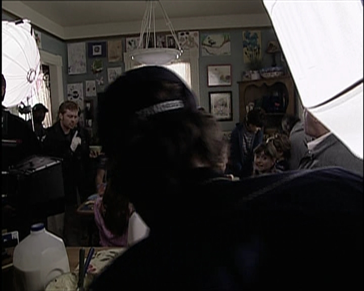 DailyDuff_dot_nl-CheaperByTheDozen-Featurette-FrogsAndEggs0059.jpg DailyDuff_dot_nl-CheaperByTheDozen-Featurette-FrogsAndEggs0059.jpg