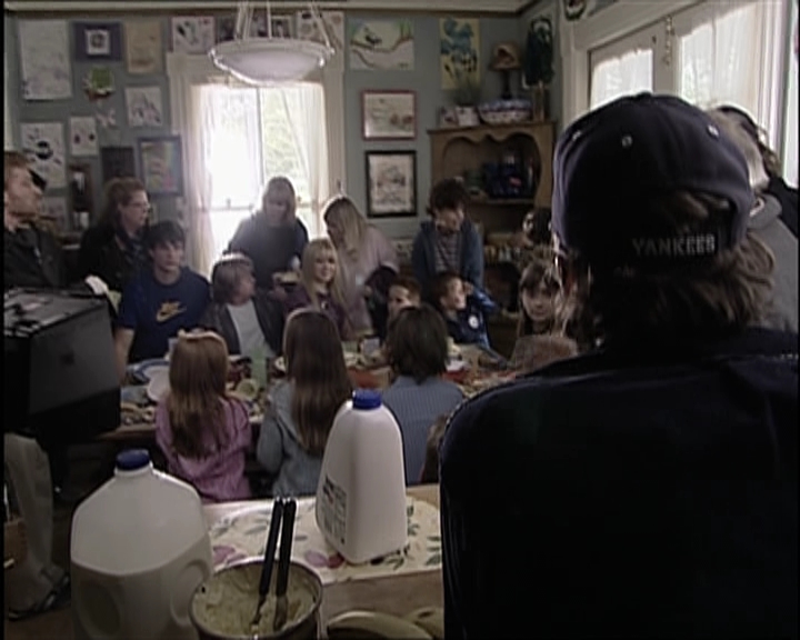 DailyDuff_dot_nl-CheaperByTheDozen-Featurette-FrogsAndEggs0066.jpg DailyDuff_dot_nl-CheaperByTheDozen-Featurette-FrogsAndEggs0066.jpg