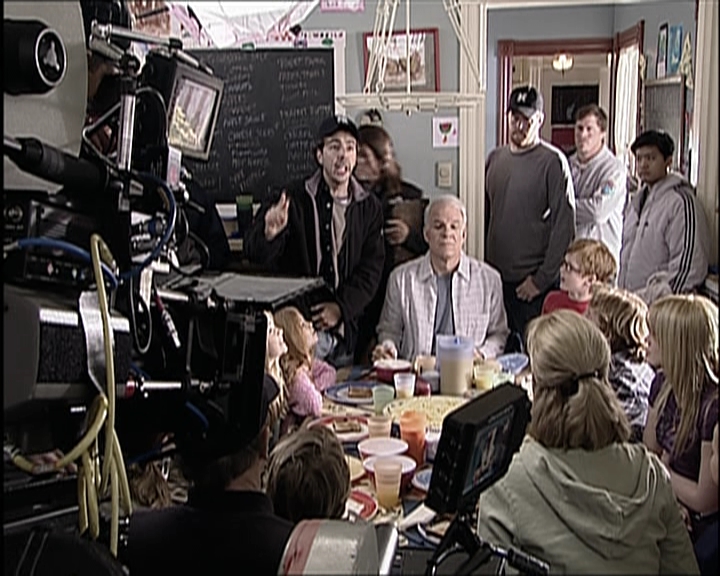 DailyDuff_dot_nl-CheaperByTheDozen-Featurette-FrogsAndEggs0104.jpg DailyDuff_dot_nl-CheaperByTheDozen-Featurette-FrogsAndEggs0104.jpg