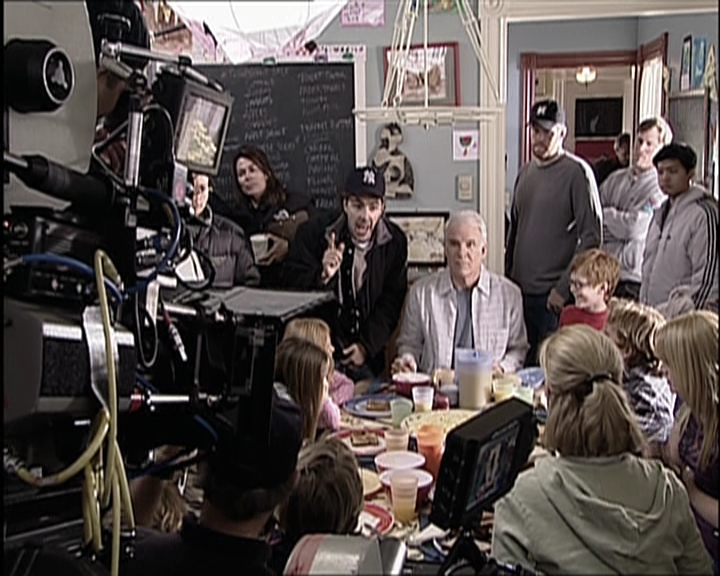 DailyDuff_dot_nl-CheaperByTheDozen-Featurette-FrogsAndEggs0107.jpg DailyDuff_dot_nl-CheaperByTheDozen-Featurette-FrogsAndEggs0107.jpg