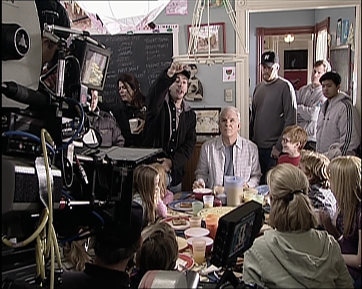 DailyDuff_dot_nl-CheaperByTheDozen-Featurette-FrogsAndEggs0108.jpg DailyDuff_dot_nl-CheaperByTheDozen-Featurette-FrogsAndEggs0108.jpg