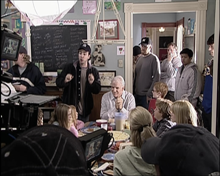 DailyDuff_dot_nl-CheaperByTheDozen-Featurette-FrogsAndEggs0123.jpg DailyDuff_dot_nl-CheaperByTheDozen-Featurette-FrogsAndEggs0123.jpg