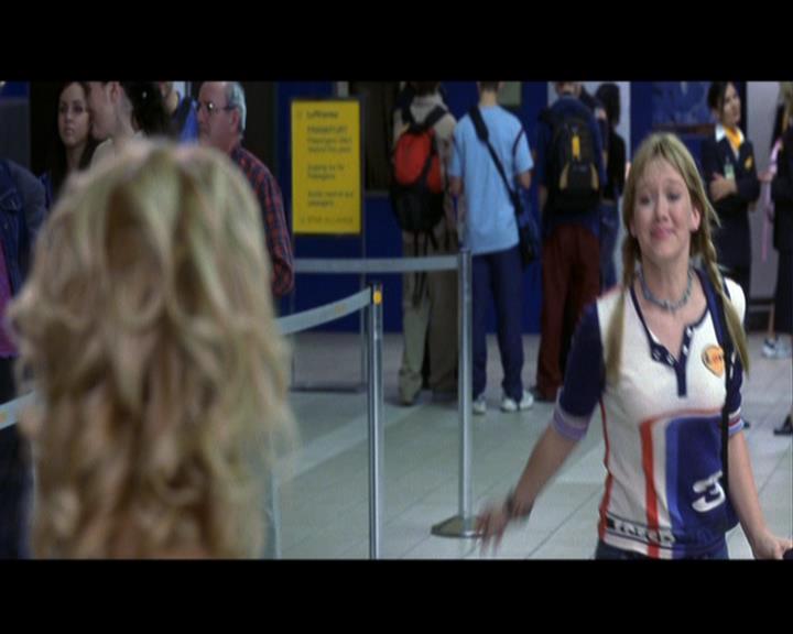 DailyDuff_dot_nl-LizzieMcGuireTheMovie0606.jpg DailyDuff_dot_nl-LizzieMcGuireTheMovie0606.jpg