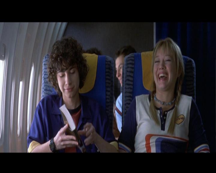 DailyDuff_dot_nl-LizzieMcGuireTheMovie0661.jpg DailyDuff_dot_nl-LizzieMcGuireTheMovie0661.jpg