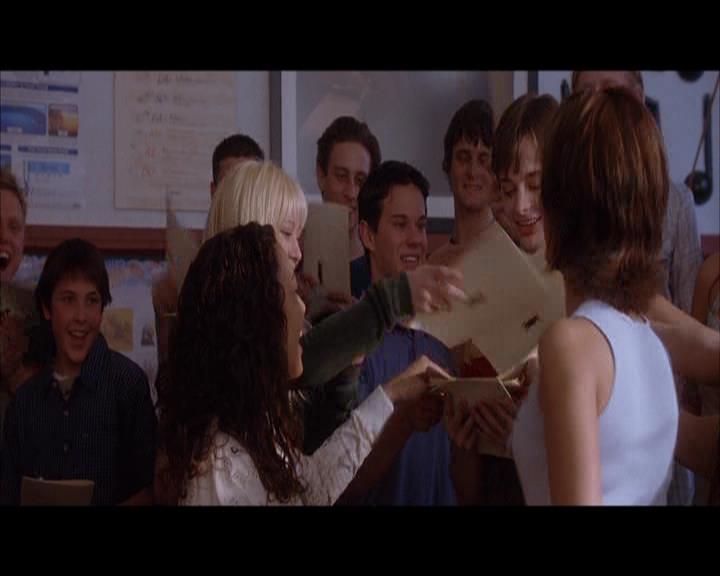 DailyDuff_dot_nl-RaiseYourVoice0072.jpg DailyDuff_dot_nl-RaiseYourVoice0072.jpg