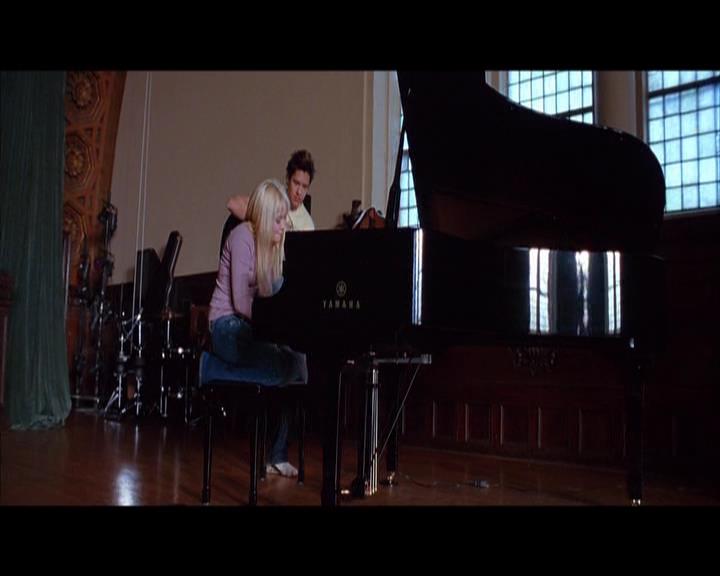 DailyDuff_dot_nl-RaiseYourVoice3748.jpg DailyDuff_dot_nl-RaiseYourVoice3748.jpg