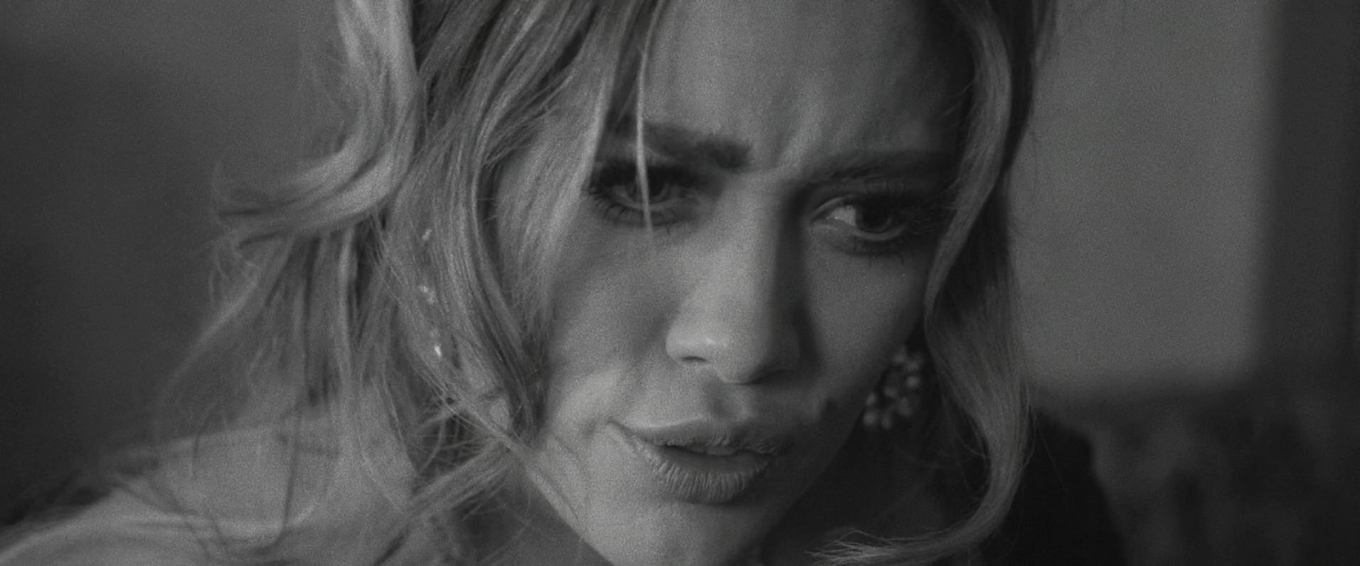 DailyDuff-dot-nl_TheHauntingOfSharonTate0190.jpg DailyDuff-dot-nl_TheHauntingOfSharonTate0190.jpg