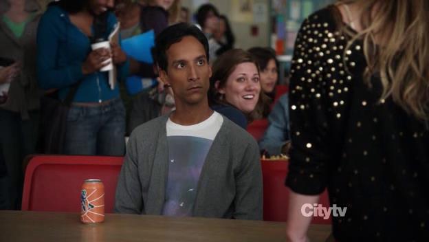 DailyDuff-dot-Org_Community2x07AerodynamicsofGender_Captures00089.jpg
