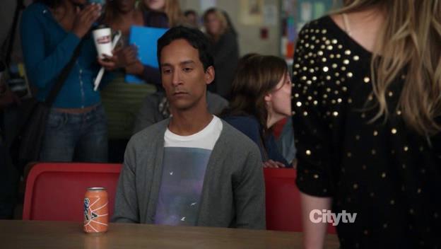 DailyDuff-dot-Org_Community2x07AerodynamicsofGender_Captures00095.jpg DailyDuff-dot-Org_Community2x07AerodynamicsofGender_Captures00095.jpg