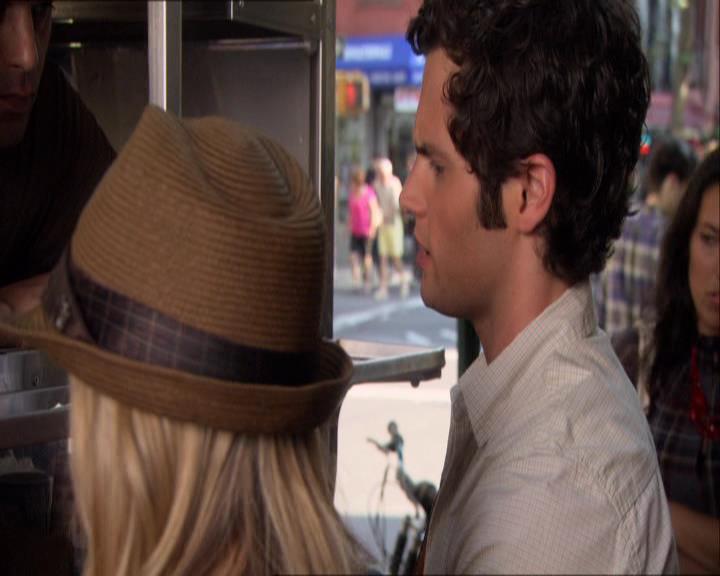 GossipGirlFan_dot_nl-3x04DanTheFleurette0079.jpg GossipGirlFan_dot_nl-3x04DanTheFleurette0079.jpg