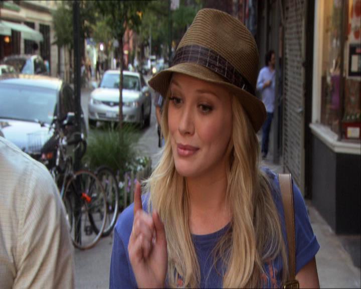 GossipGirlFan_dot_nl-3x04DanTheFleurette0331.jpg GossipGirlFan_dot_nl-3x04DanTheFleurette0331.jpg
