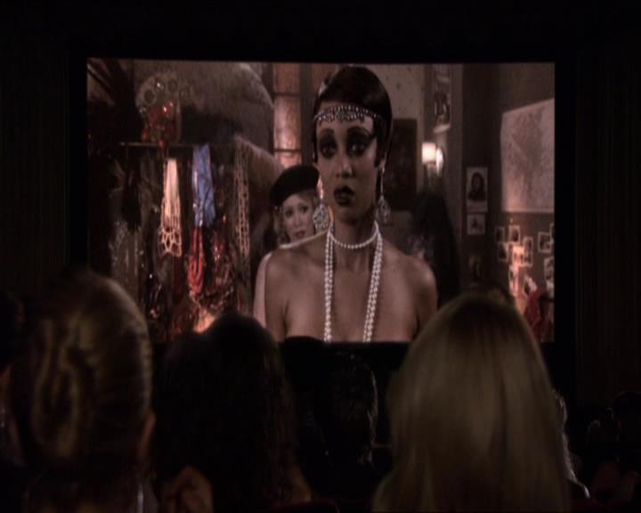 GossipGirlFan_dot_nl-3x04DanTheFleurette1553.jpg GossipGirlFan_dot_nl-3x04DanTheFleurette1553.jpg