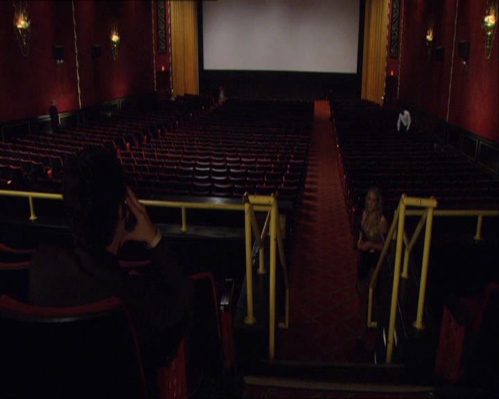 GossipGirlFan_dot_nl-3x04DanTheFleurette1705.jpg GossipGirlFan_dot_nl-3x04DanTheFleurette1705.jpg