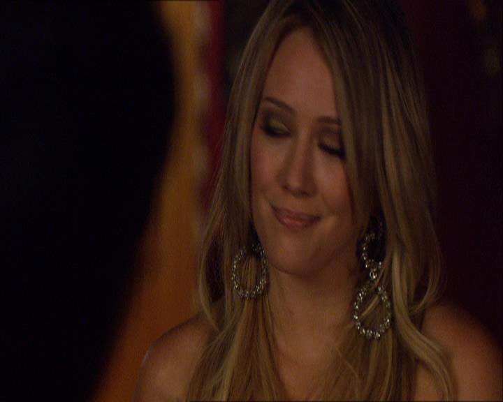 GossipGirlFan_dot_nl-3x04DanTheFleurette1759.jpg GossipGirlFan_dot_nl-3x04DanTheFleurette1759.jpg