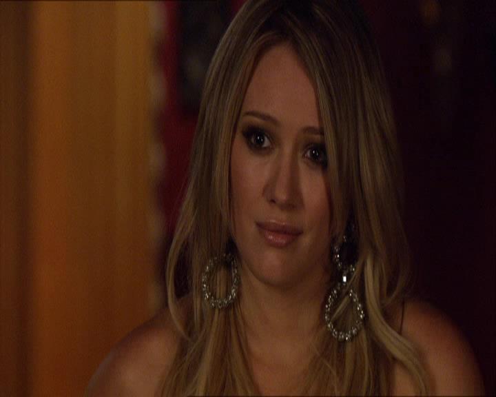 GossipGirlFan_dot_nl-3x04DanTheFleurette1778.jpg GossipGirlFan_dot_nl-3x04DanTheFleurette1778.jpg