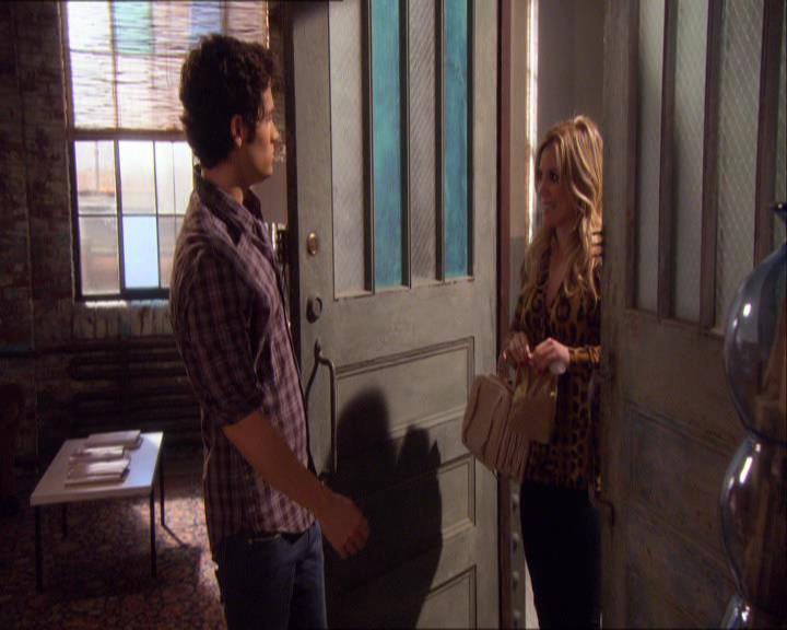 GossipGirlFan_dot_nl-3x07HowToSucceedInBassness0757.jpg