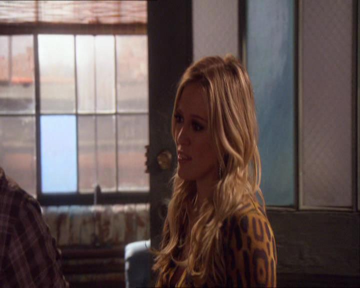 GossipGirlFan_dot_nl-3x07HowToSucceedInBassness0764.jpg