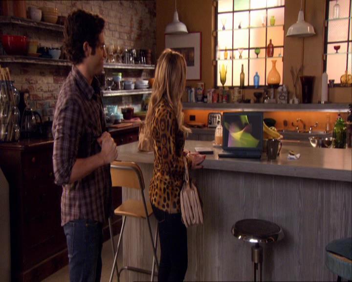 GossipGirlFan_dot_nl-3x07HowToSucceedInBassness0786.jpg