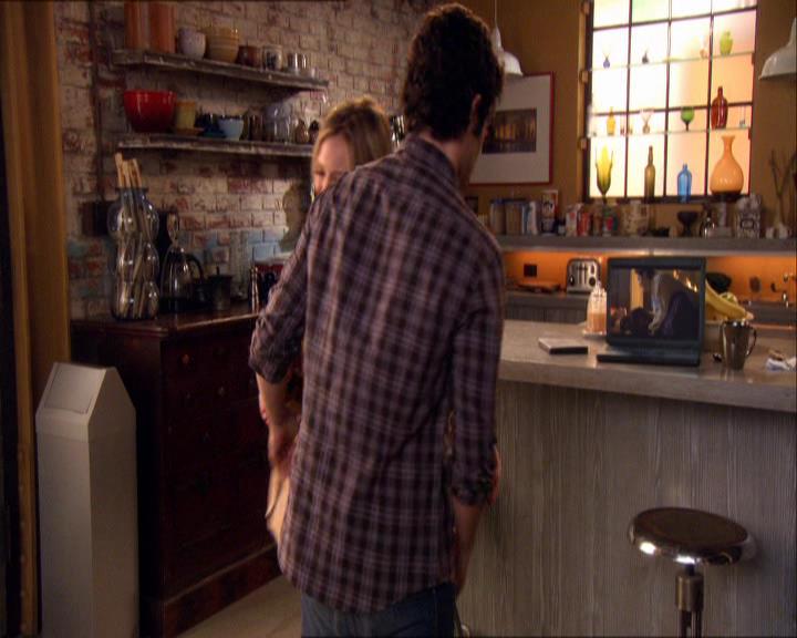 GossipGirlFan_dot_nl-3x07HowToSucceedInBassness0853.jpg