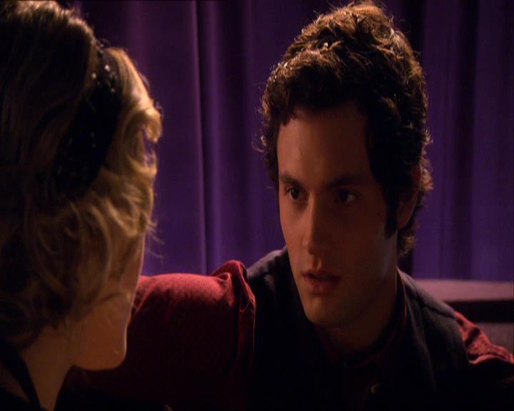GossipGirlFan_dot_nl-3x07HowToSucceedInBassness1946.jpg