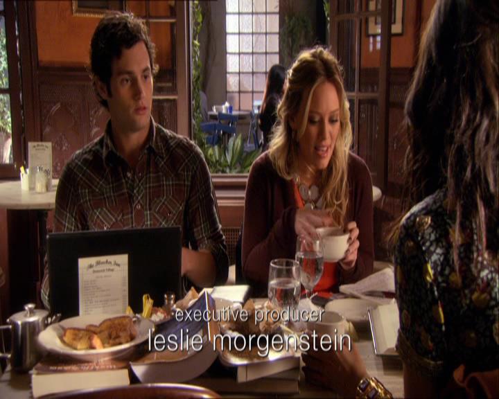 GossipGirlFan_dot_nl-3x09TheyShootHumphreyDontThey0249.jpg GossipGirlFan_dot_nl-3x09TheyShootHumphreyDontThey0249.jpg