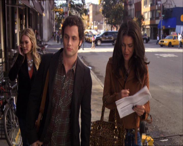 GossipGirlFan_dot_nl-3x09TheyShootHumphreyDontThey0369.jpg